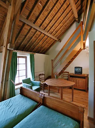 Ferme Chateau De Bed & Breakfast